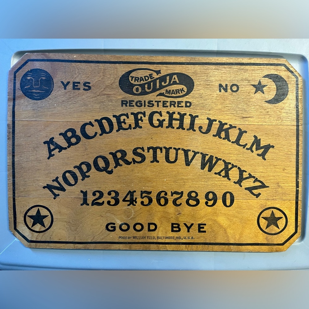 VINTAGE 1908 WILLIAM FULD OUIJA BOARD